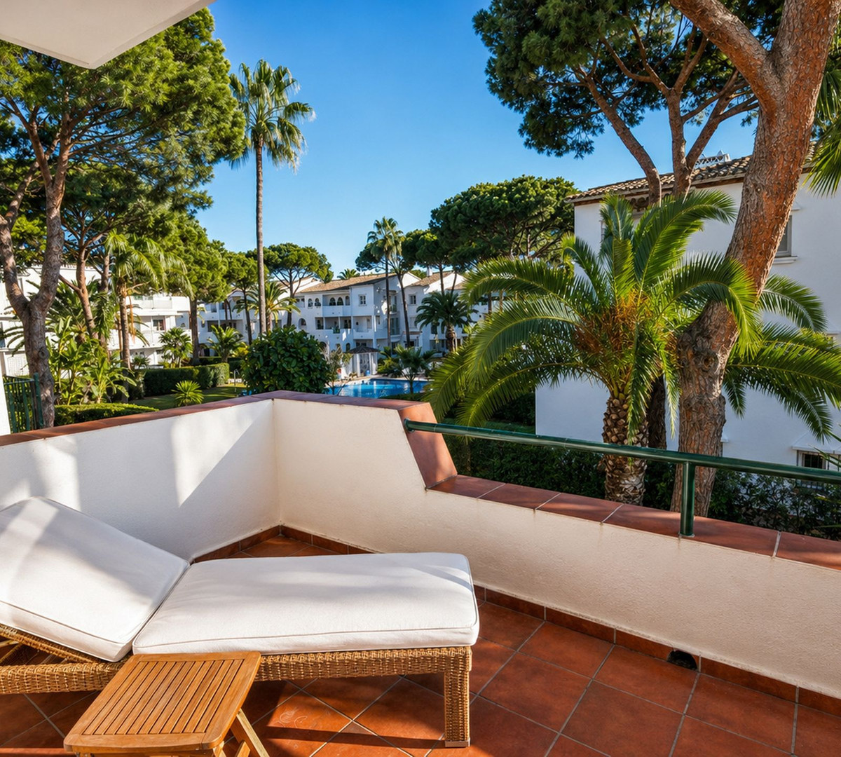 Duplex te koop in Estepona | 3 slaapkamers H5441479