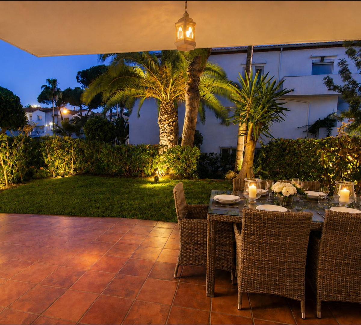 Duplex te koop in Estepona | 3 slaapkamers H5441479