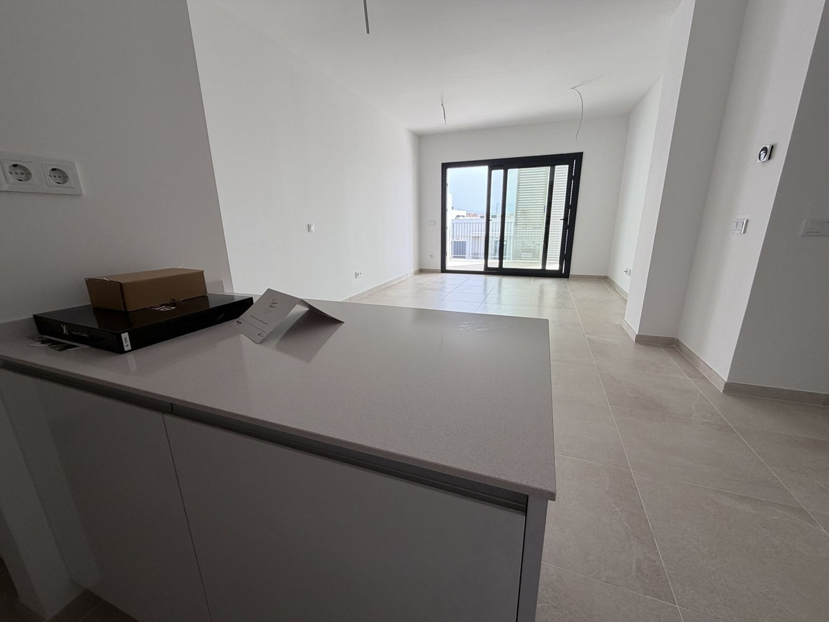 Appartement te koop in Estepona | 2 slaapkamers H5441944