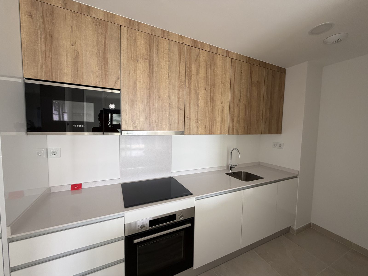 Appartement te koop in Estepona | 2 slaapkamers H5441944