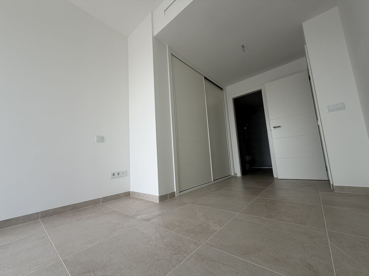 Appartement te koop in Estepona | 2 slaapkamers H5441944