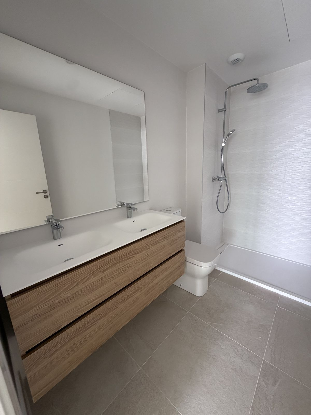 Appartement te koop in Estepona | 2 slaapkamers H5441944