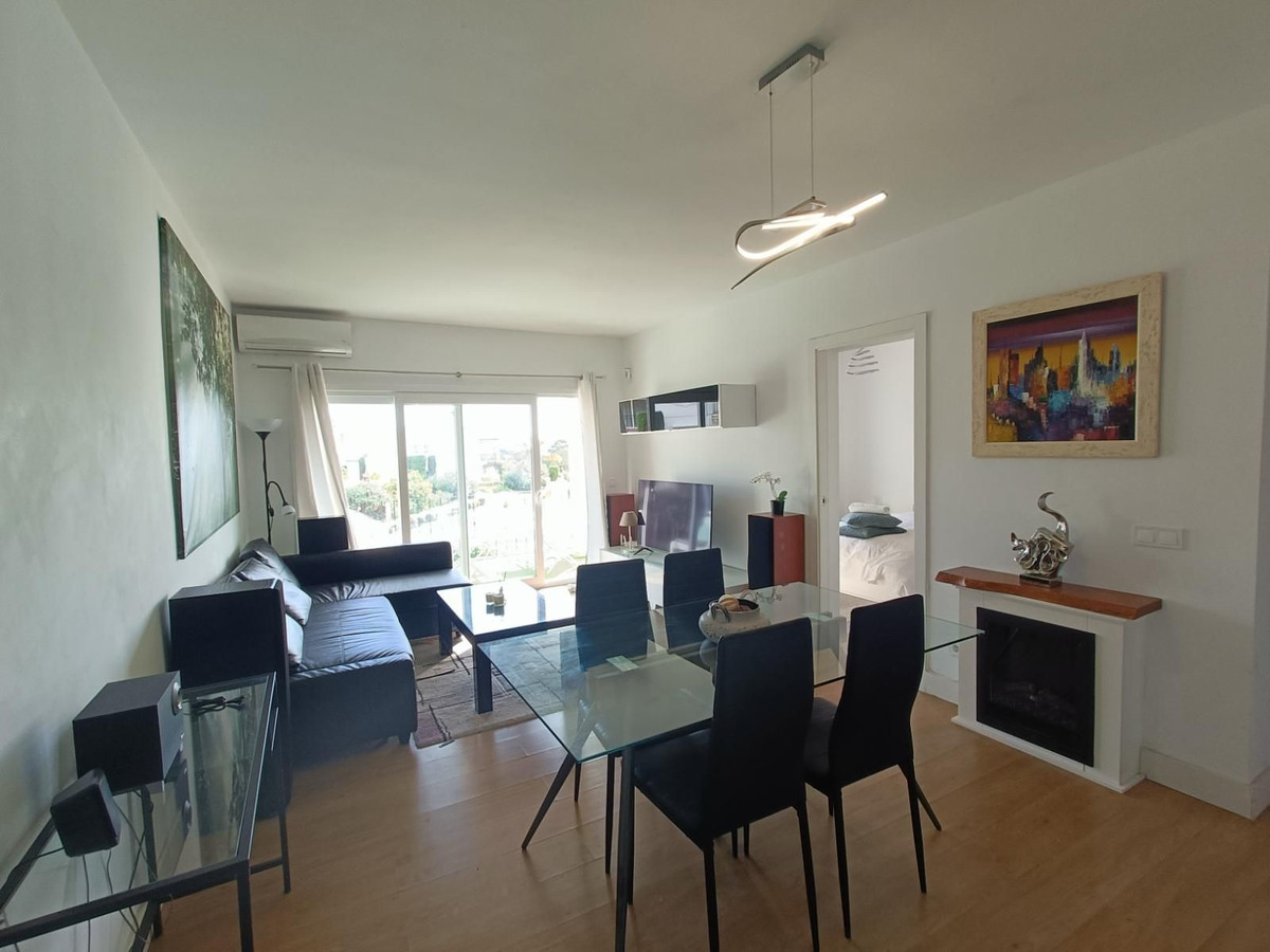 Appartement te koop in Estepona | 2 slaapkamers H5443603
