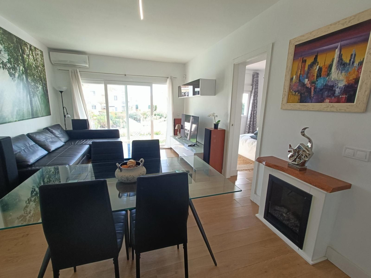 Appartement te koop in Estepona | 2 slaapkamers H5443603