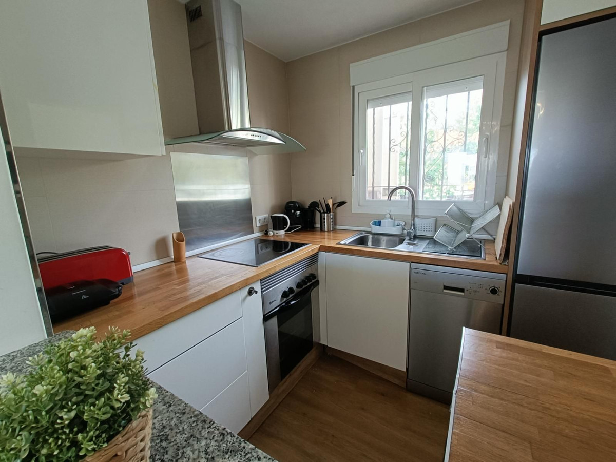 Appartement te koop in Estepona | 2 slaapkamers H5443603