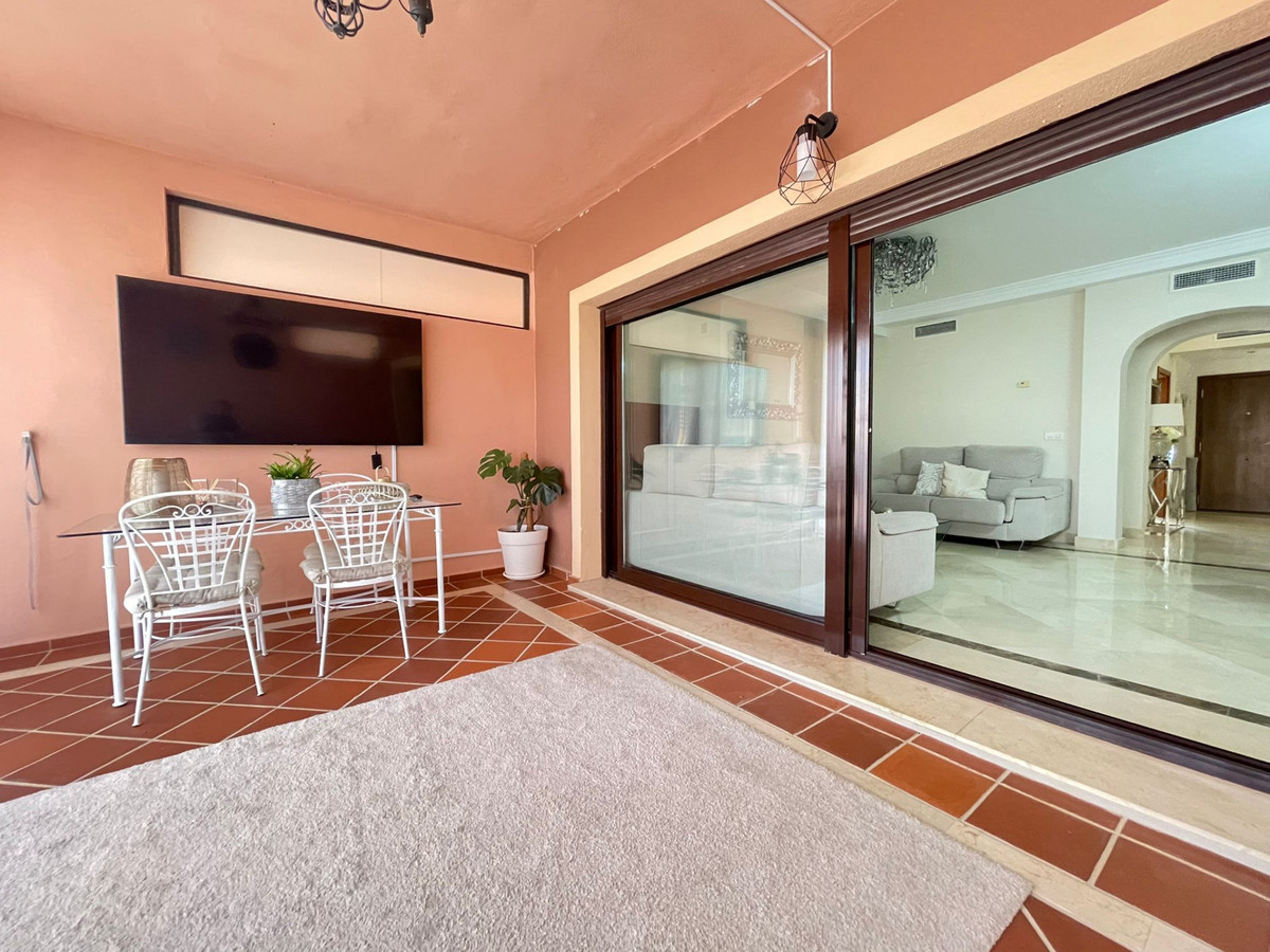 Appartement te koop in Estepona | 3 slaapkamers H5443834