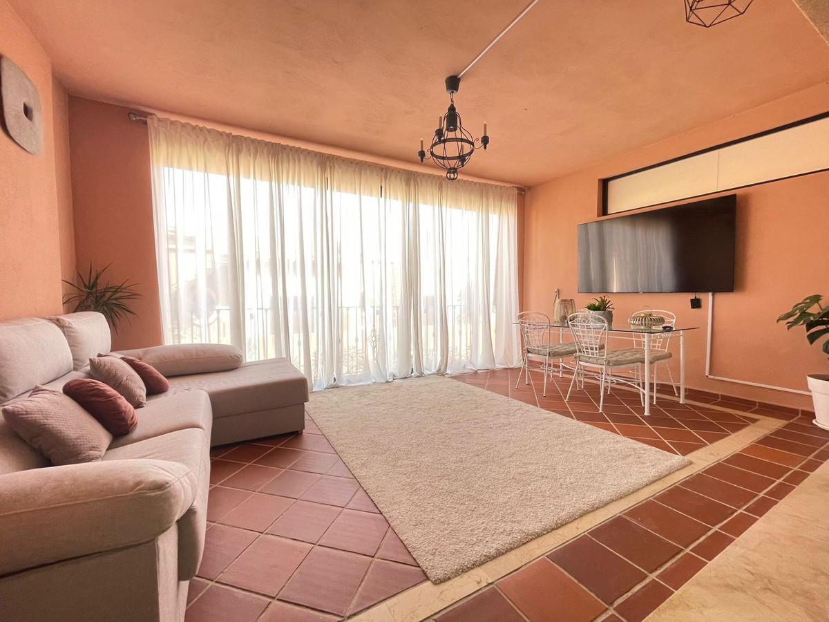 Appartement te koop in Estepona | 3 slaapkamers H5443834