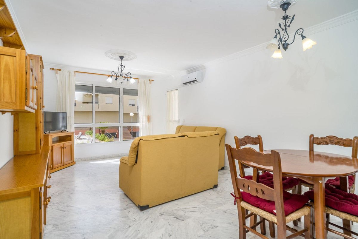 Appartement te koop in Estepona | 3 slaapkamers H5444017