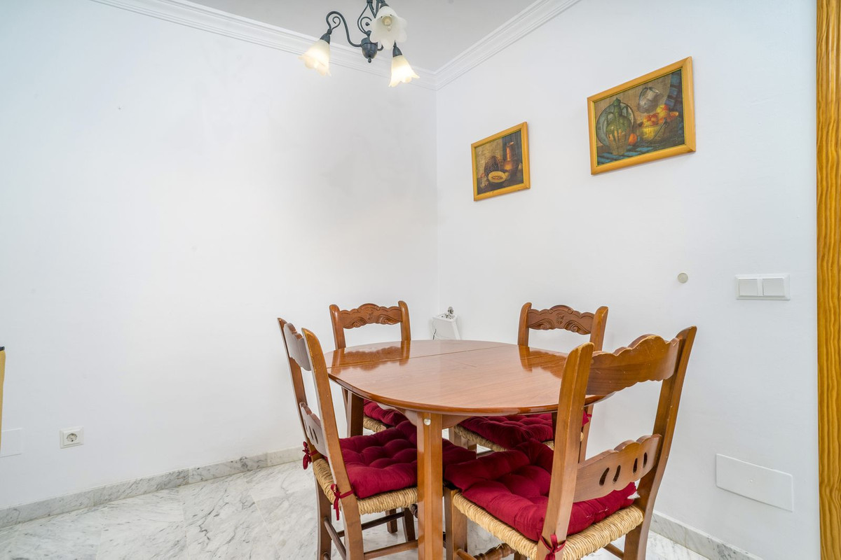 Appartement te koop in Estepona | 3 slaapkamers H5444017