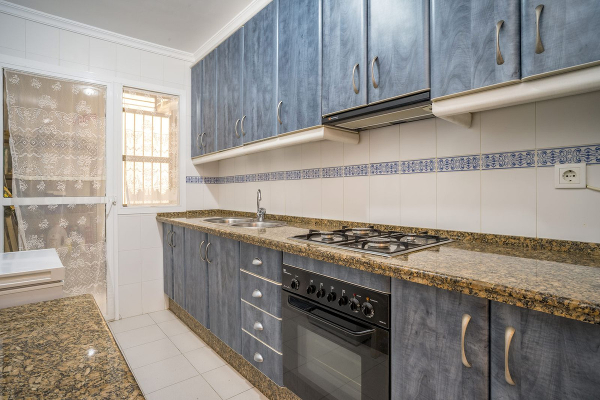Appartement te koop in Estepona | 3 slaapkamers H5444017