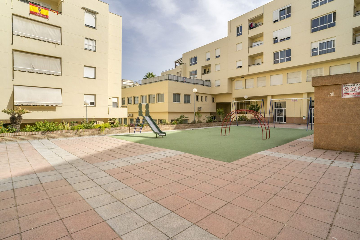 Appartement te koop in Estepona | 3 slaapkamers H5444017
