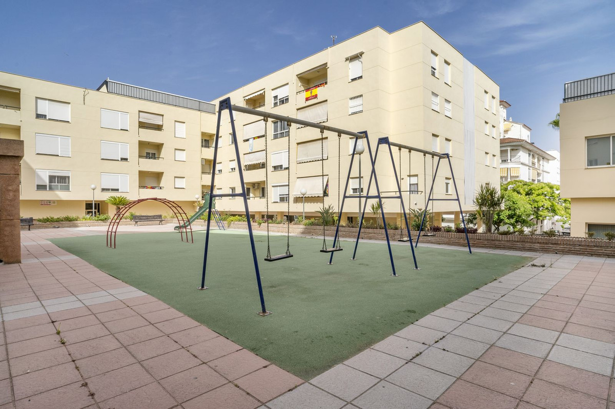 Appartement te koop in Estepona | 3 slaapkamers H5444017