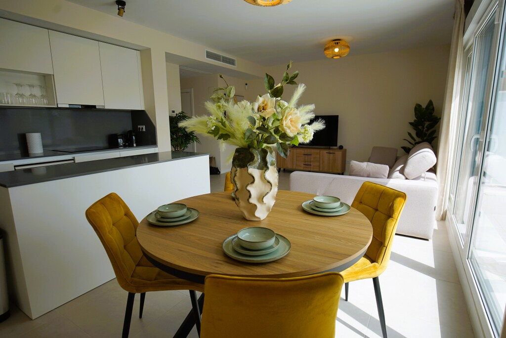 Appartement te koop in Estepona | 2 slaapkamers H5444758