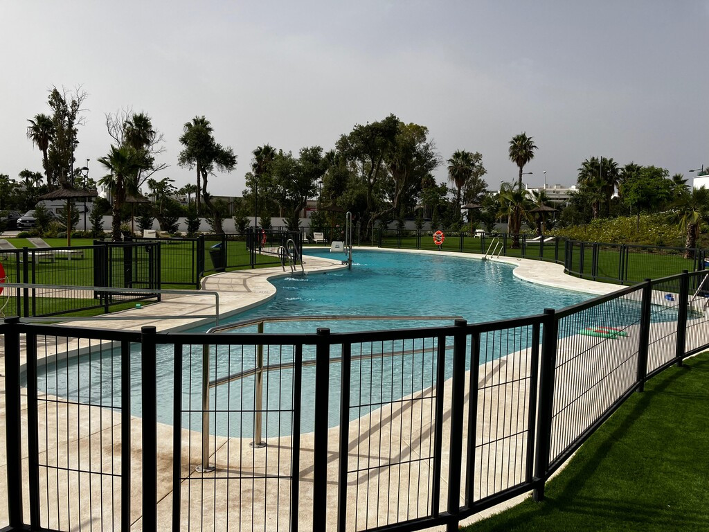 Appartement te koop in Estepona | 2 slaapkamers H5444758
