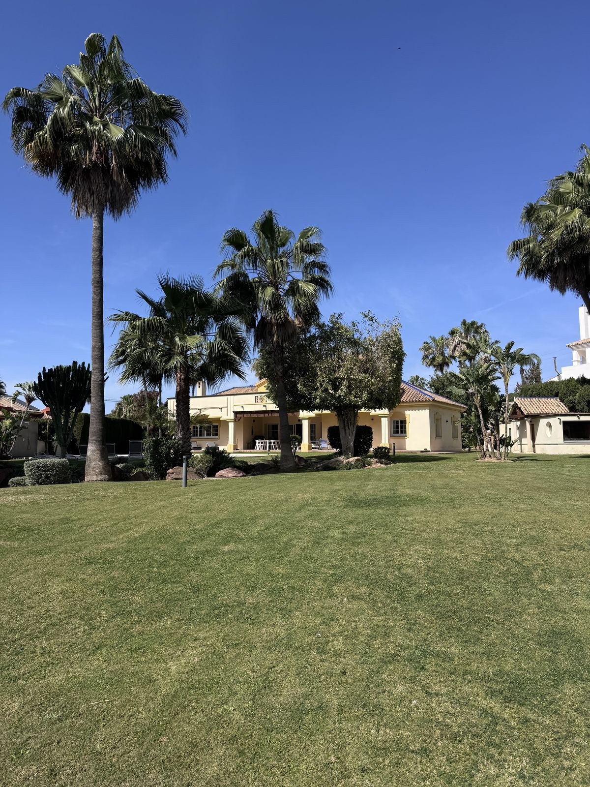 Huis te koop in Estepona | 3 slaapkamers H5445220