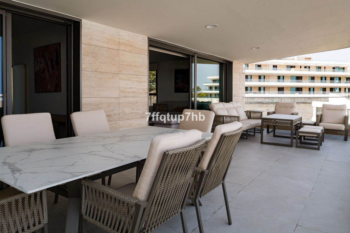 Appartement te koop in Estepona | 3 slaapkamers H5445250