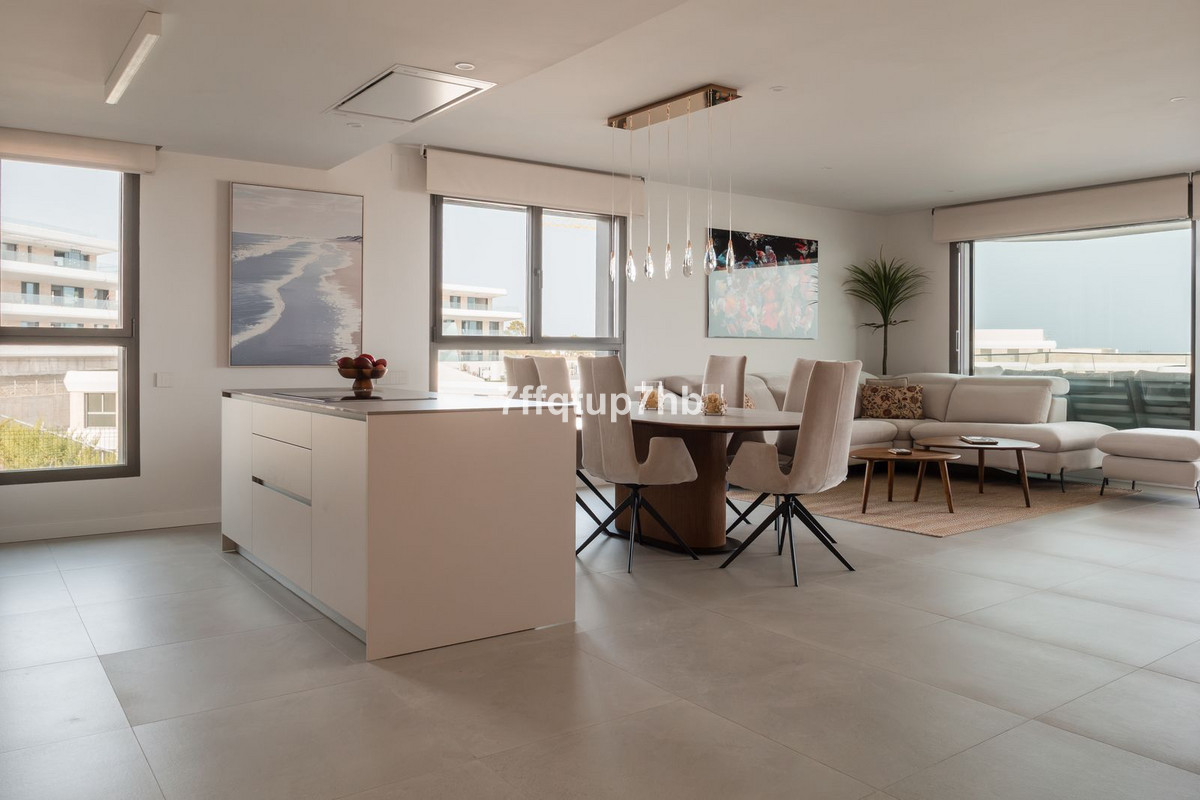 Appartement te koop in Estepona | 3 slaapkamers H5445250