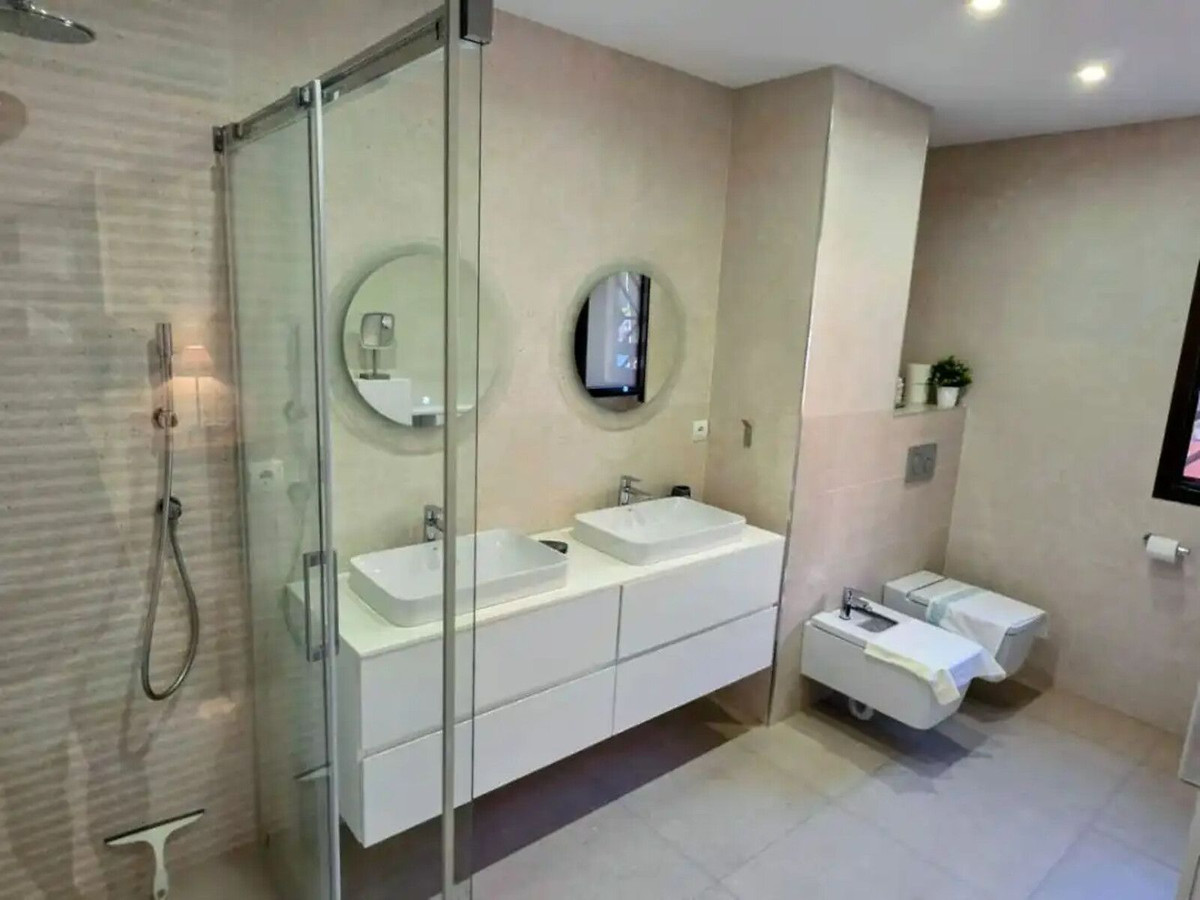 Appartement te koop in Estepona | 3 slaapkamers H5445253
