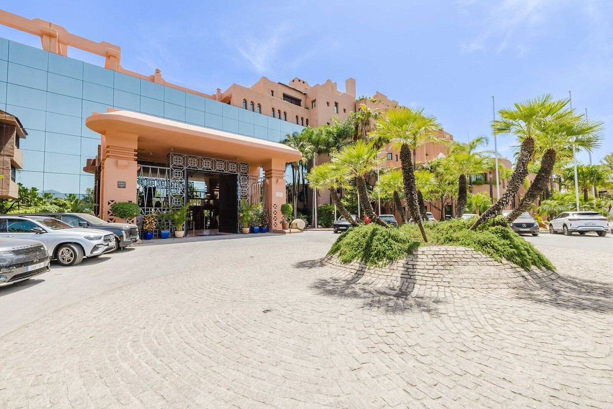 Appartement te koop in Estepona | 2 slaapkamers H5445256