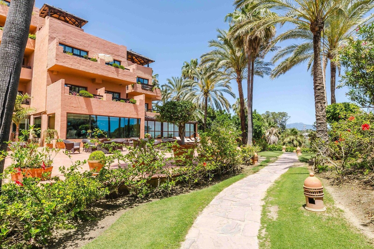 Appartement te koop in Estepona | 2 slaapkamers H5445256