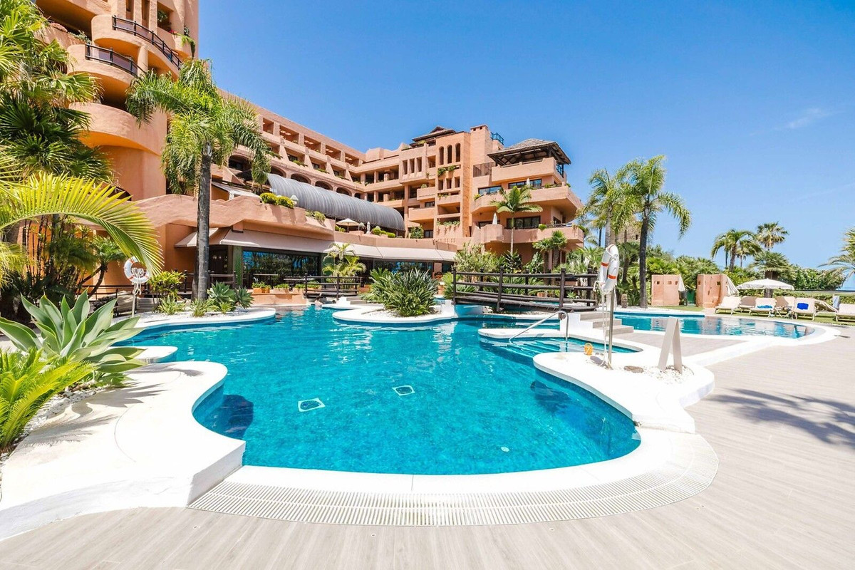 Appartement te koop in Estepona | 2 slaapkamers H5445256