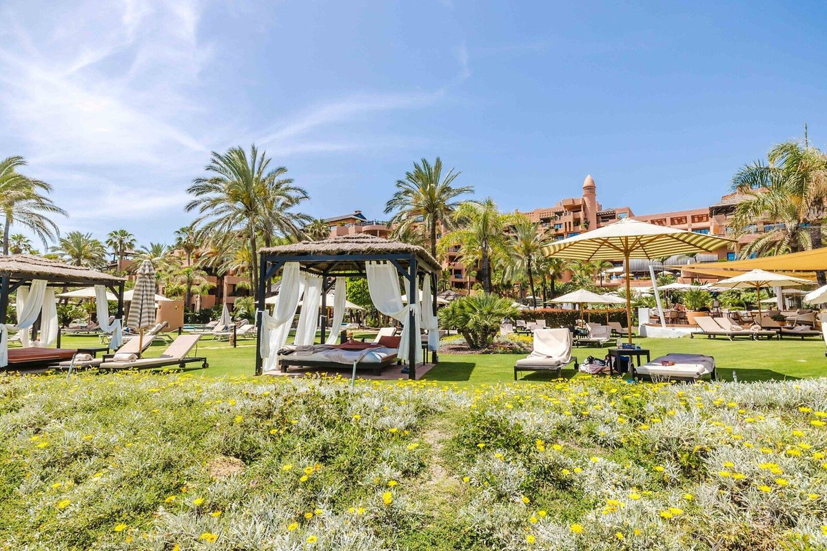 Appartement te koop in Estepona | 2 slaapkamers H5445256