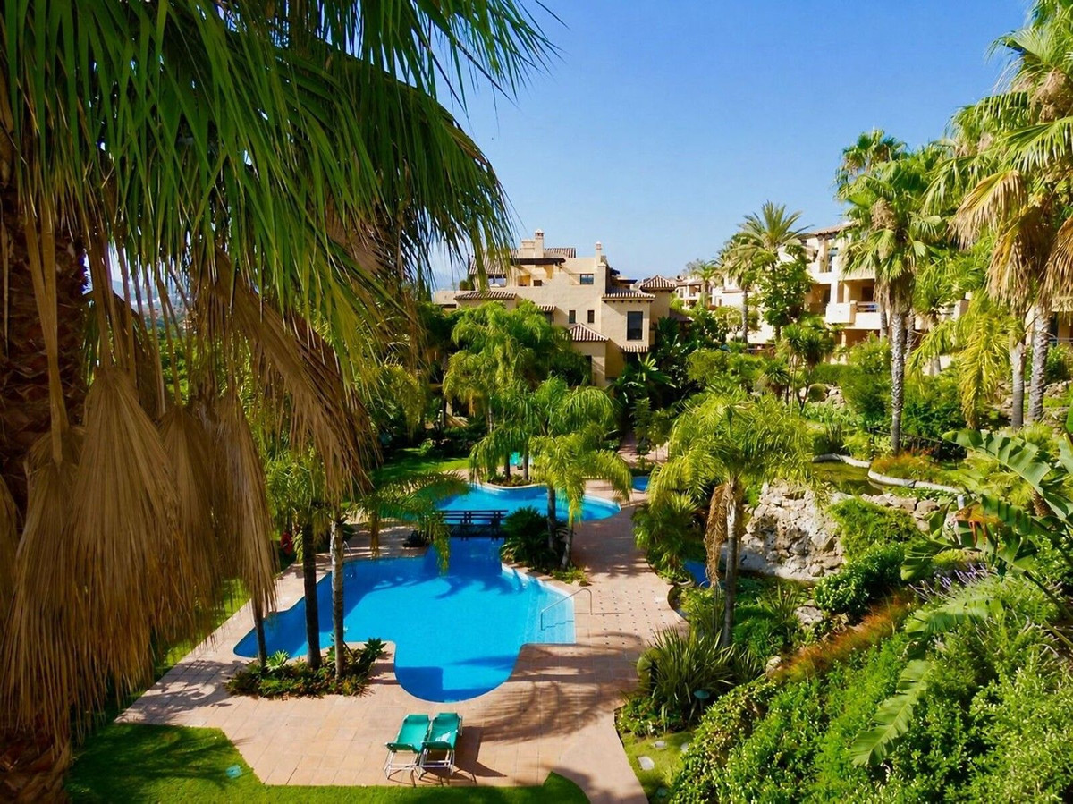 Appartement te koop in Estepona | 3 slaapkamers H5445262