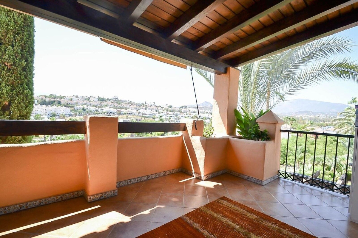 Appartement te koop in Estepona | 3 slaapkamers H5445262