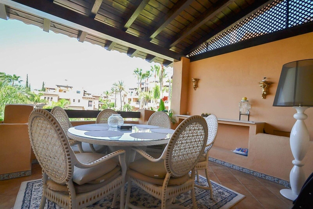 Appartement te koop in Estepona | 3 slaapkamers H5445262