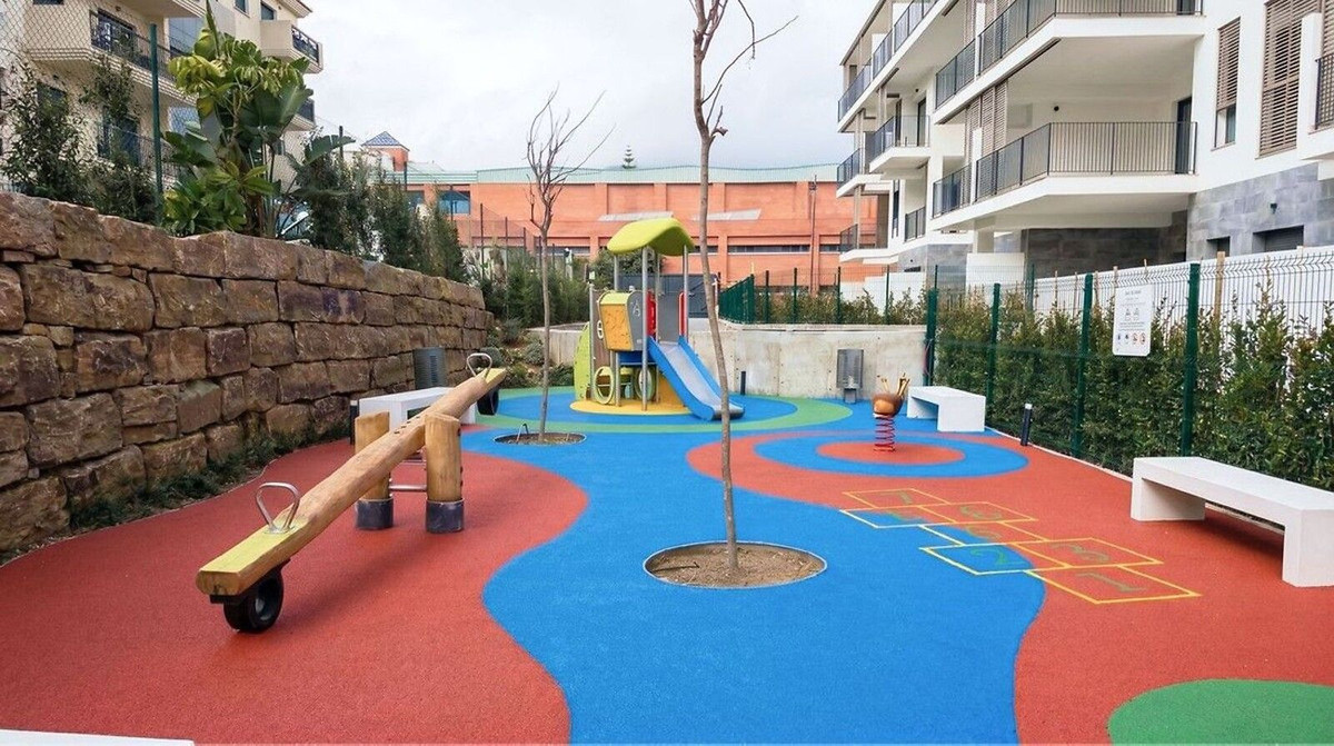 Appartement te koop in Estepona | 2 slaapkamers H5445271