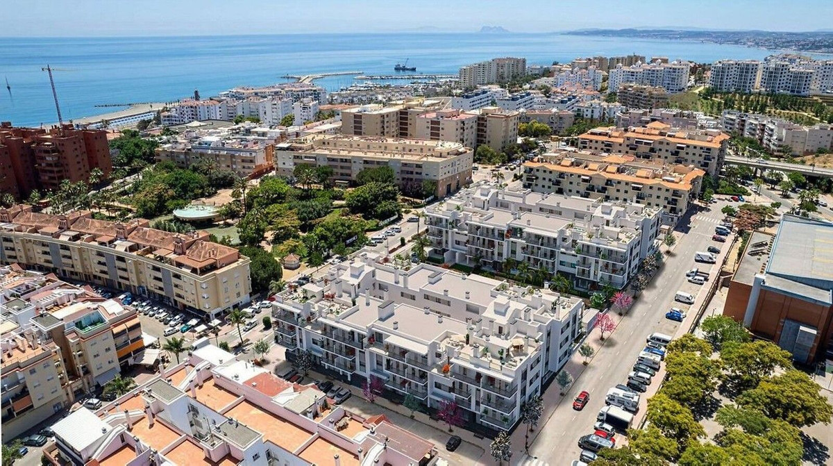Appartement te koop in Estepona | 2 slaapkamers H5445271