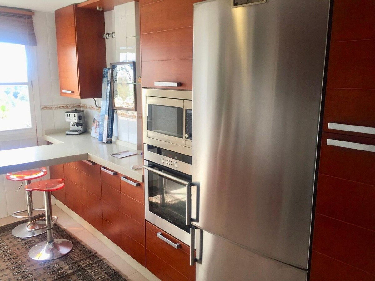 Penthouse te koop in Estepona | 2 slaapkamers H5445274