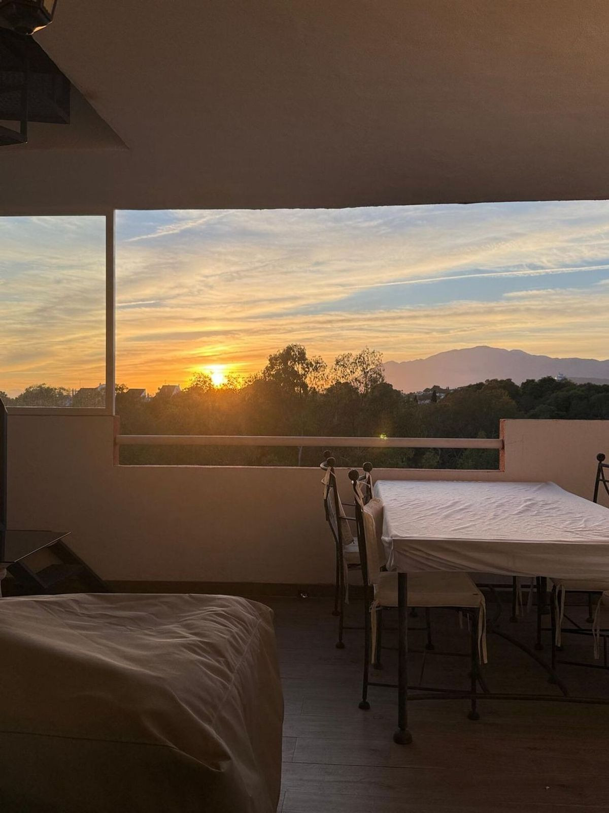 Penthouse te koop in Estepona | 2 slaapkamers H5445274
