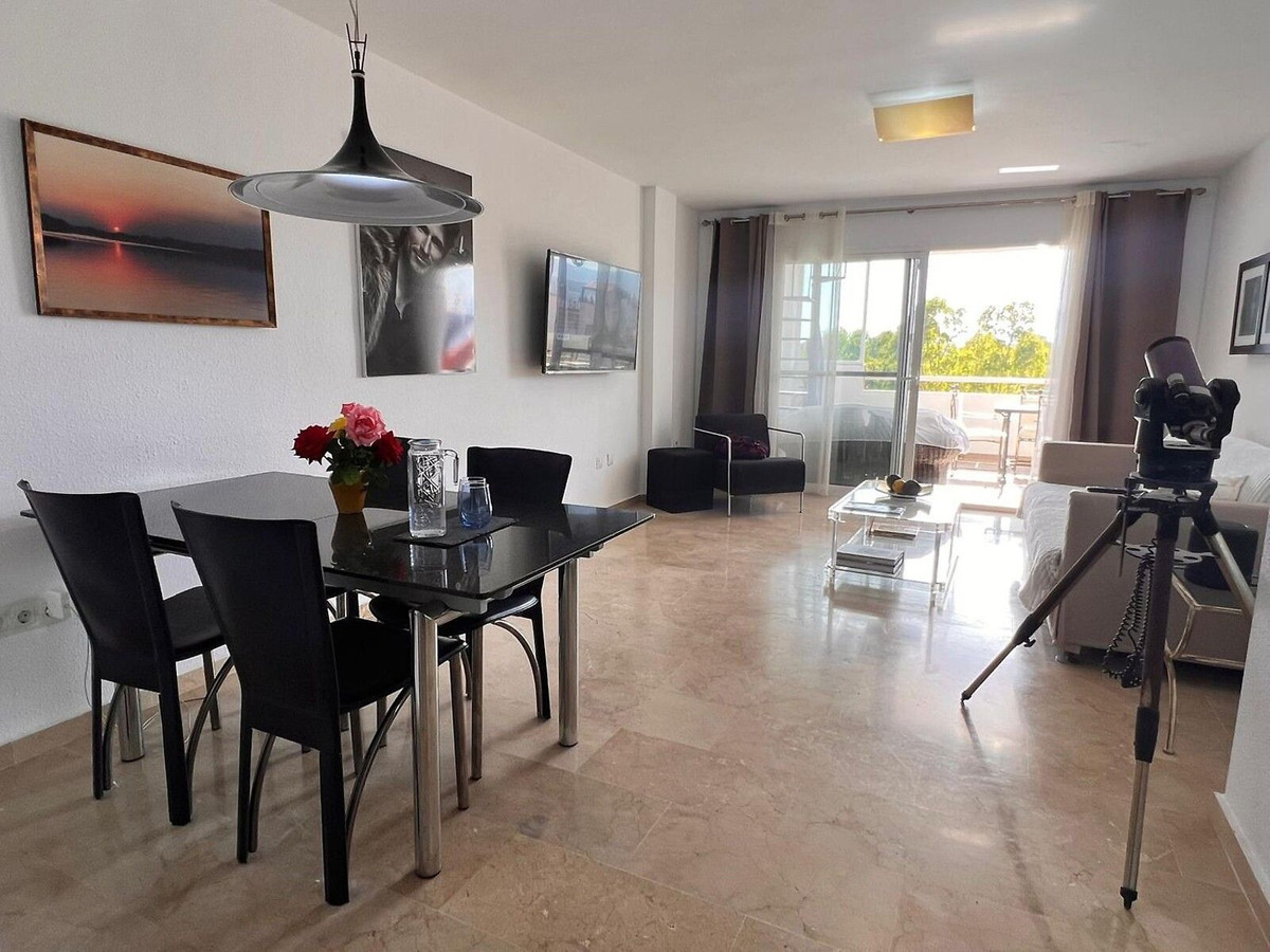 Penthouse te koop in Estepona | 2 slaapkamers H5445274