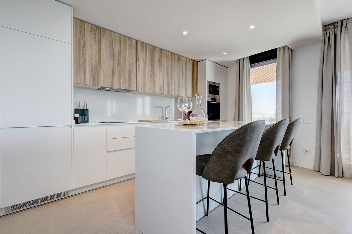 Duplex te koop in Estepona | 3 slaapkamers H5446312