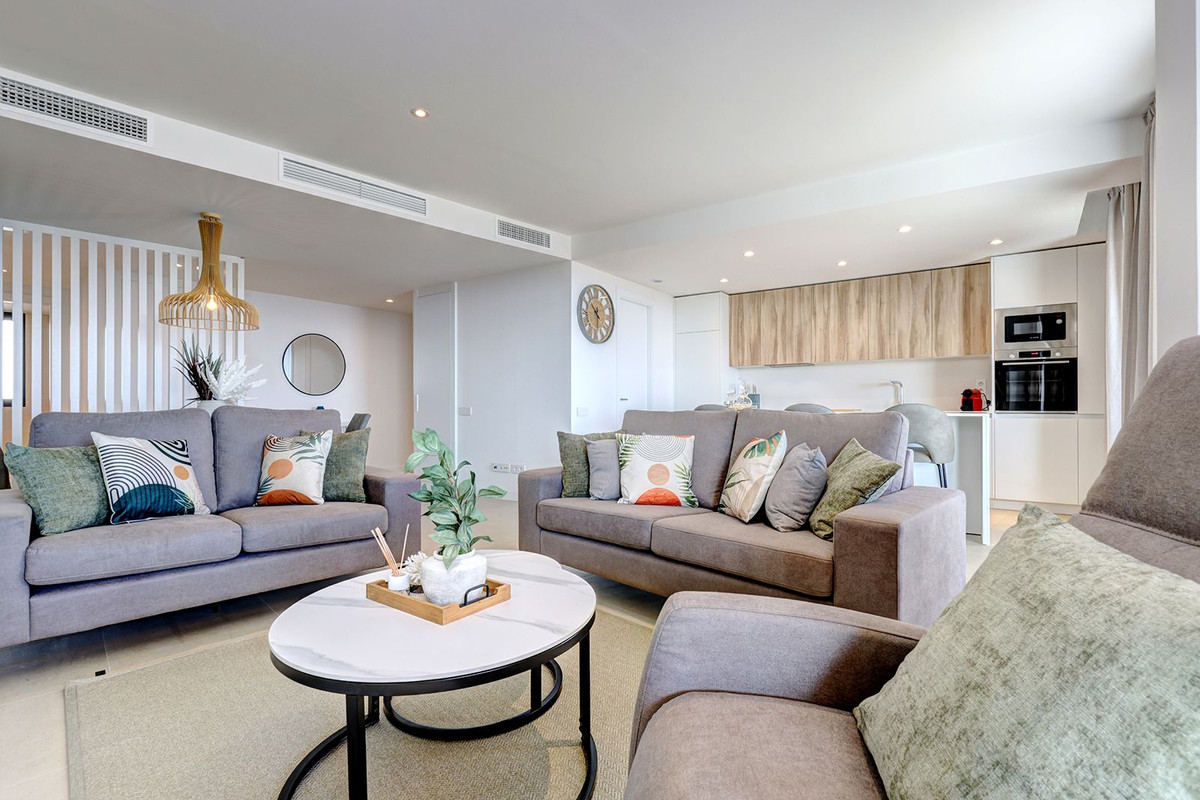 Duplex te koop in Estepona | 3 slaapkamers H5446312