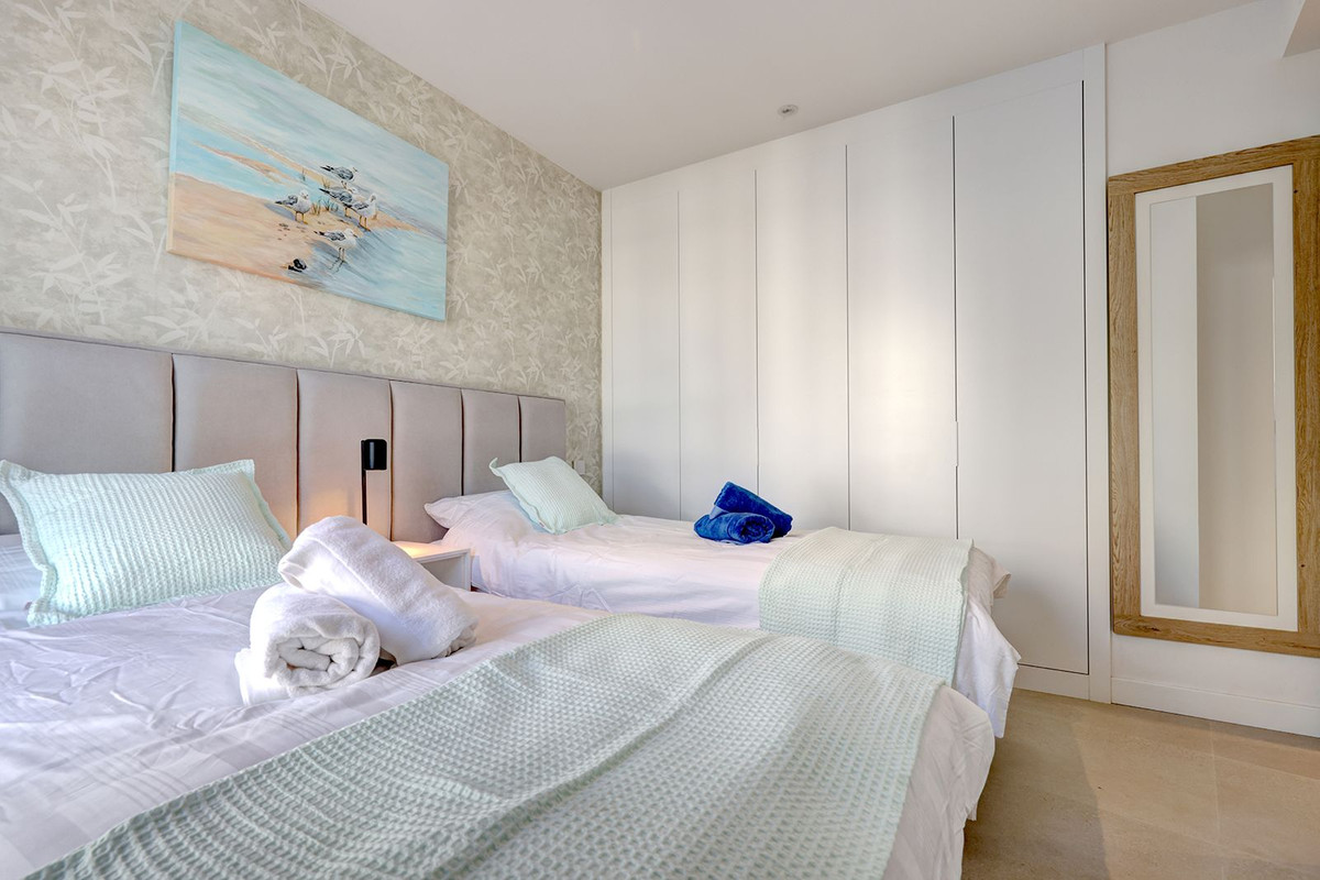 Duplex te koop in Estepona | 3 slaapkamers H5446312