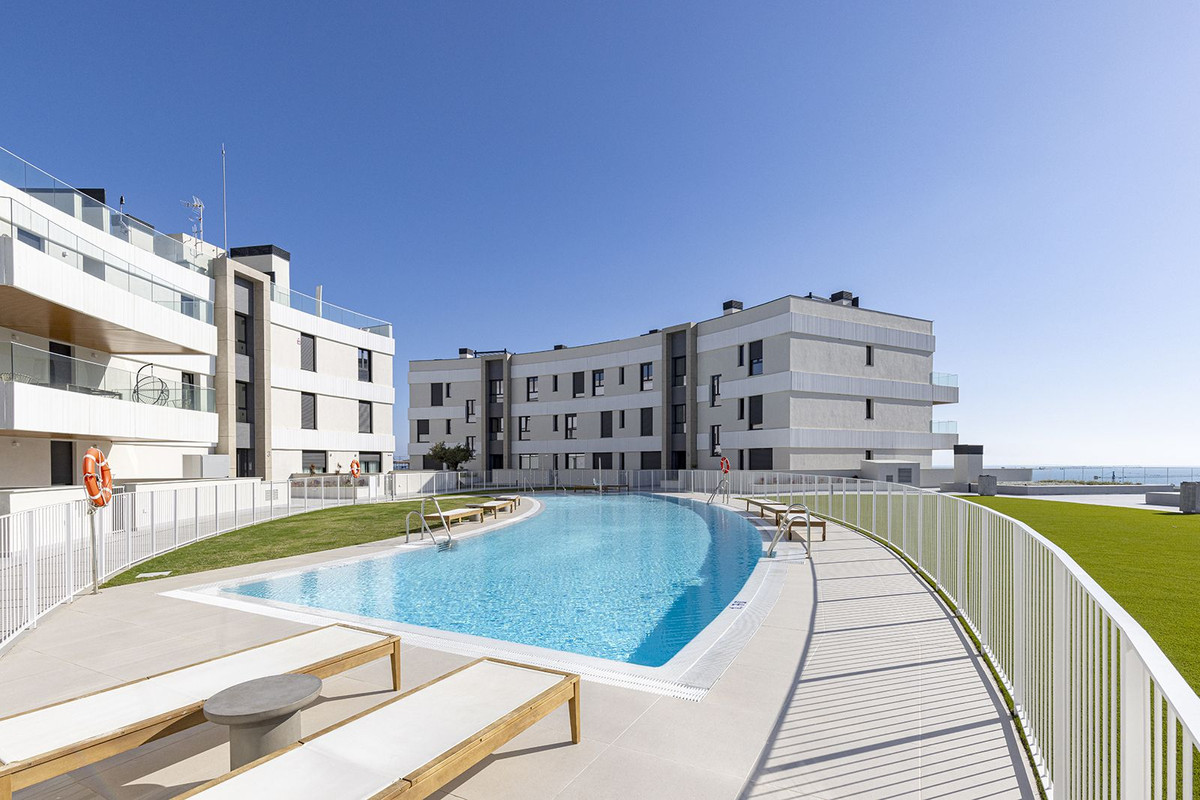Duplex te koop in Estepona | 3 slaapkamers H5446312