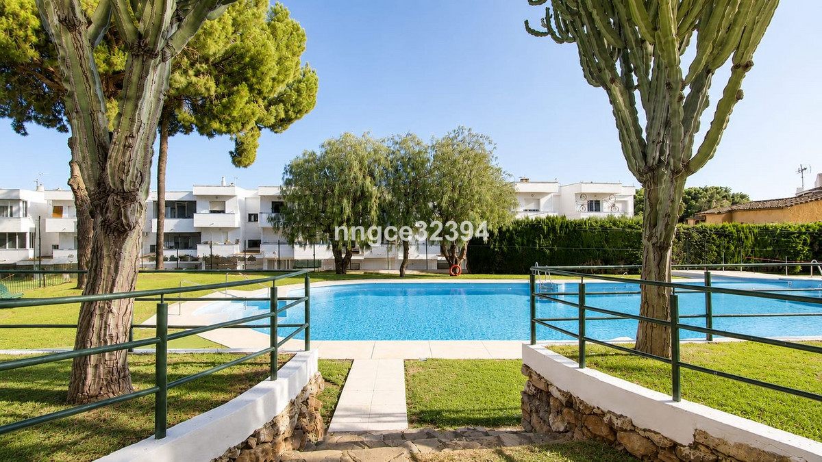 Appartement te koop in Estepona | 3 slaapkamers H5446570