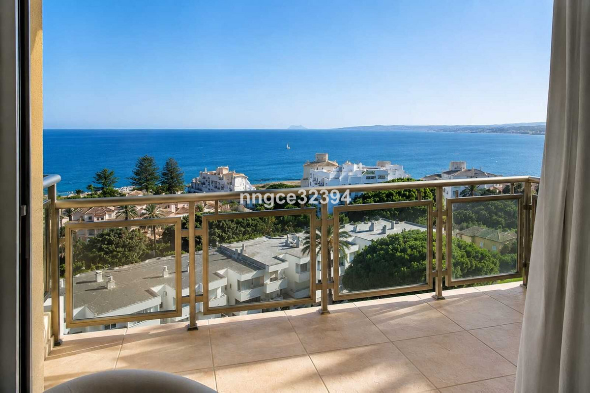 Appartement te koop in Estepona | 3 slaapkamers H5446570