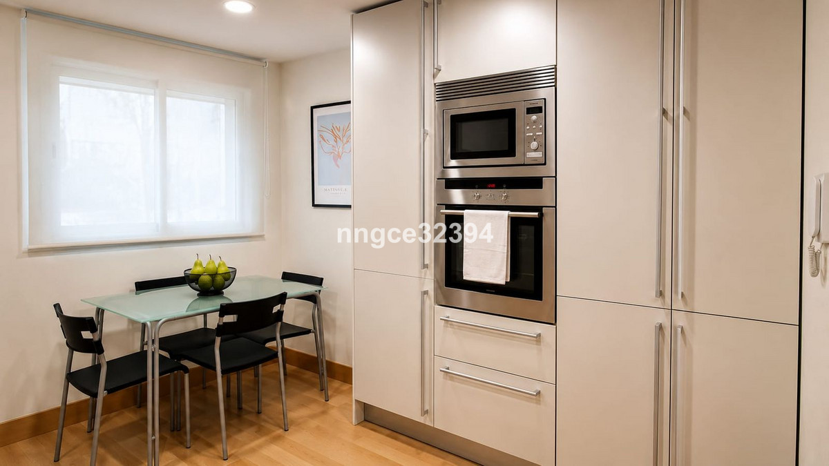 Appartement te koop in Estepona | 3 slaapkamers H5446570