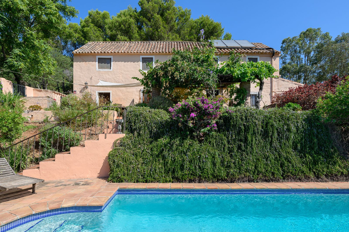 Appartement te koop in Estepona | 3 slaapkamers H5447110
