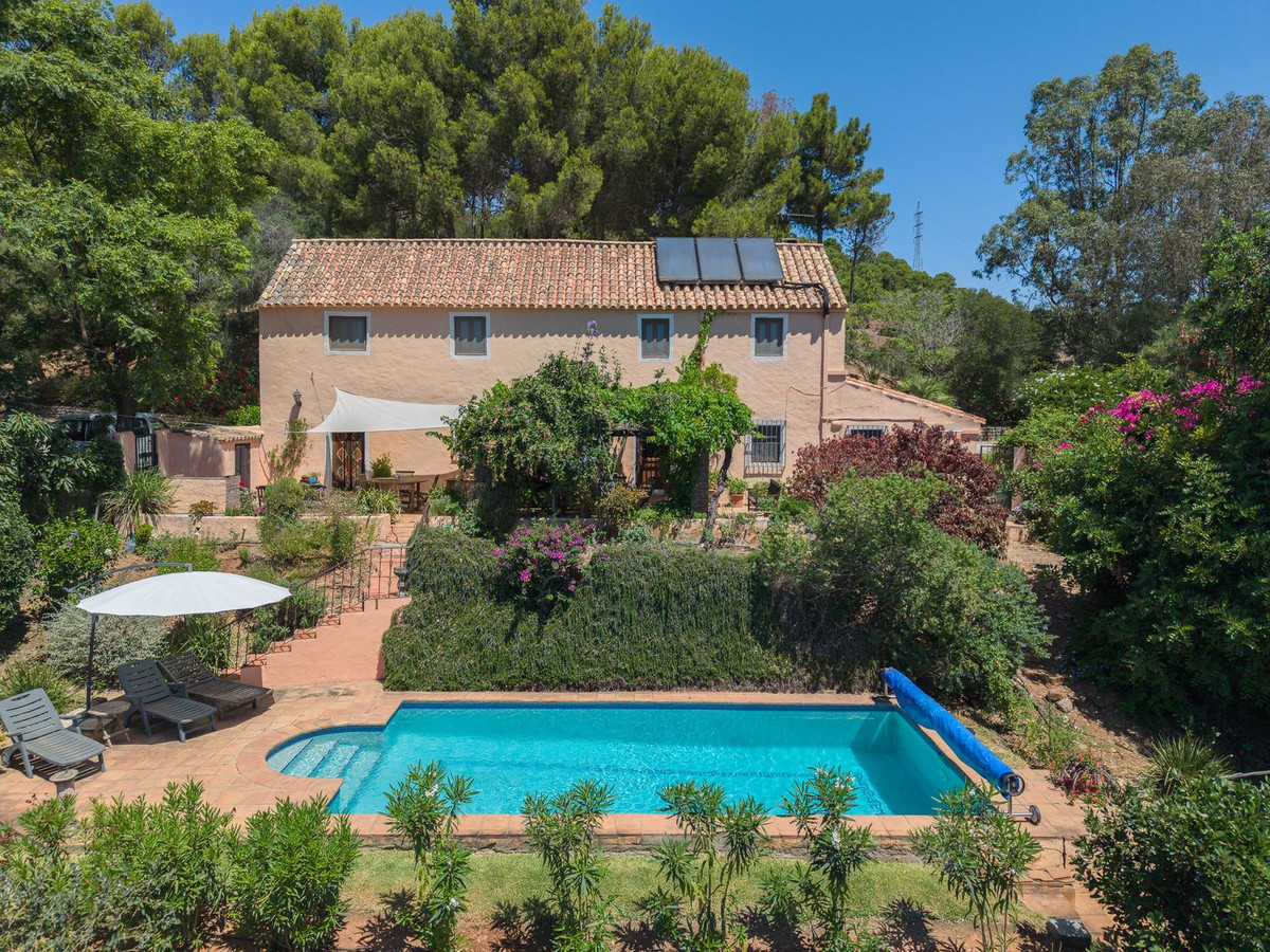Appartement te koop in Estepona | 3 slaapkamers H5447110