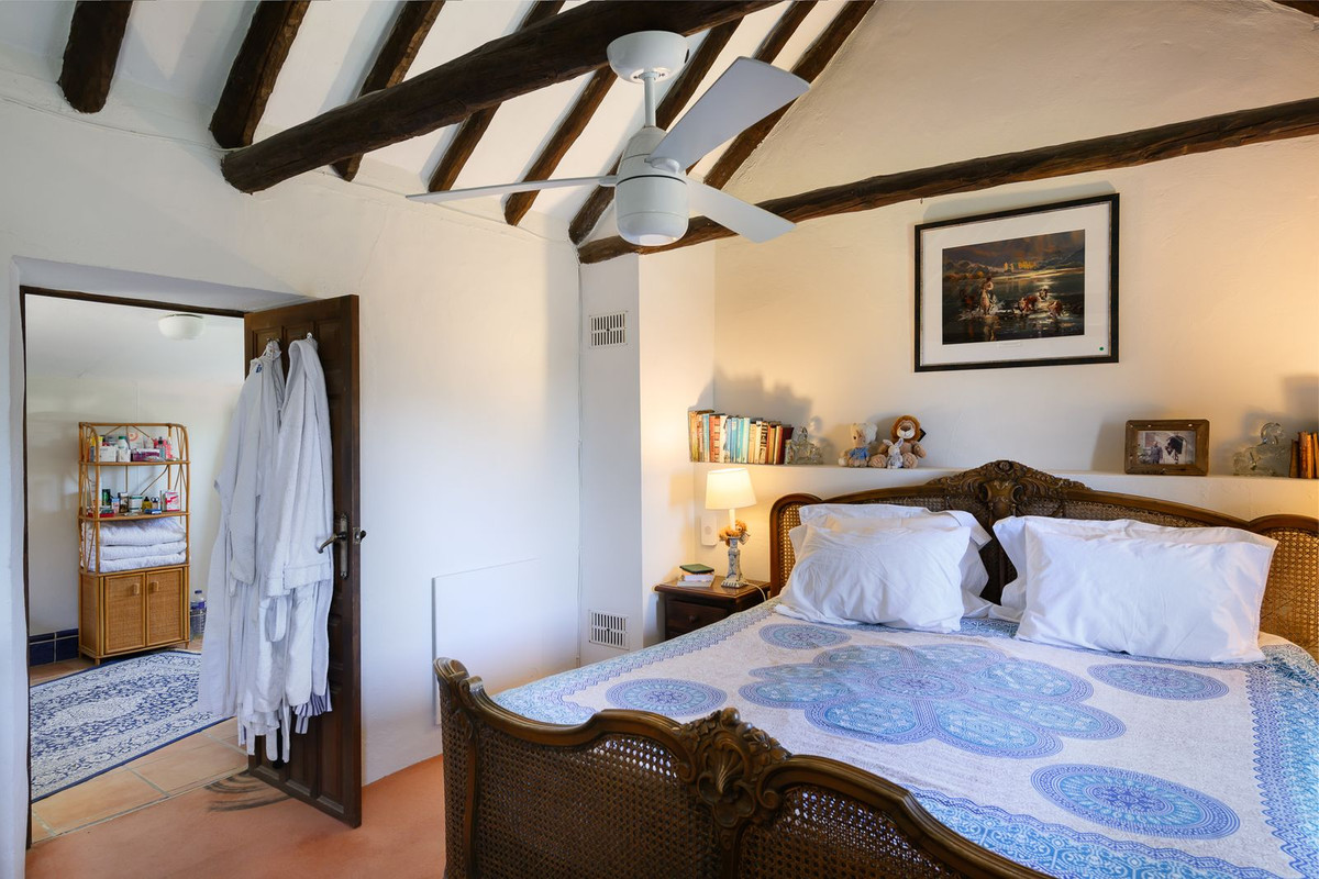 Appartement te koop in Estepona | 3 slaapkamers H5447110