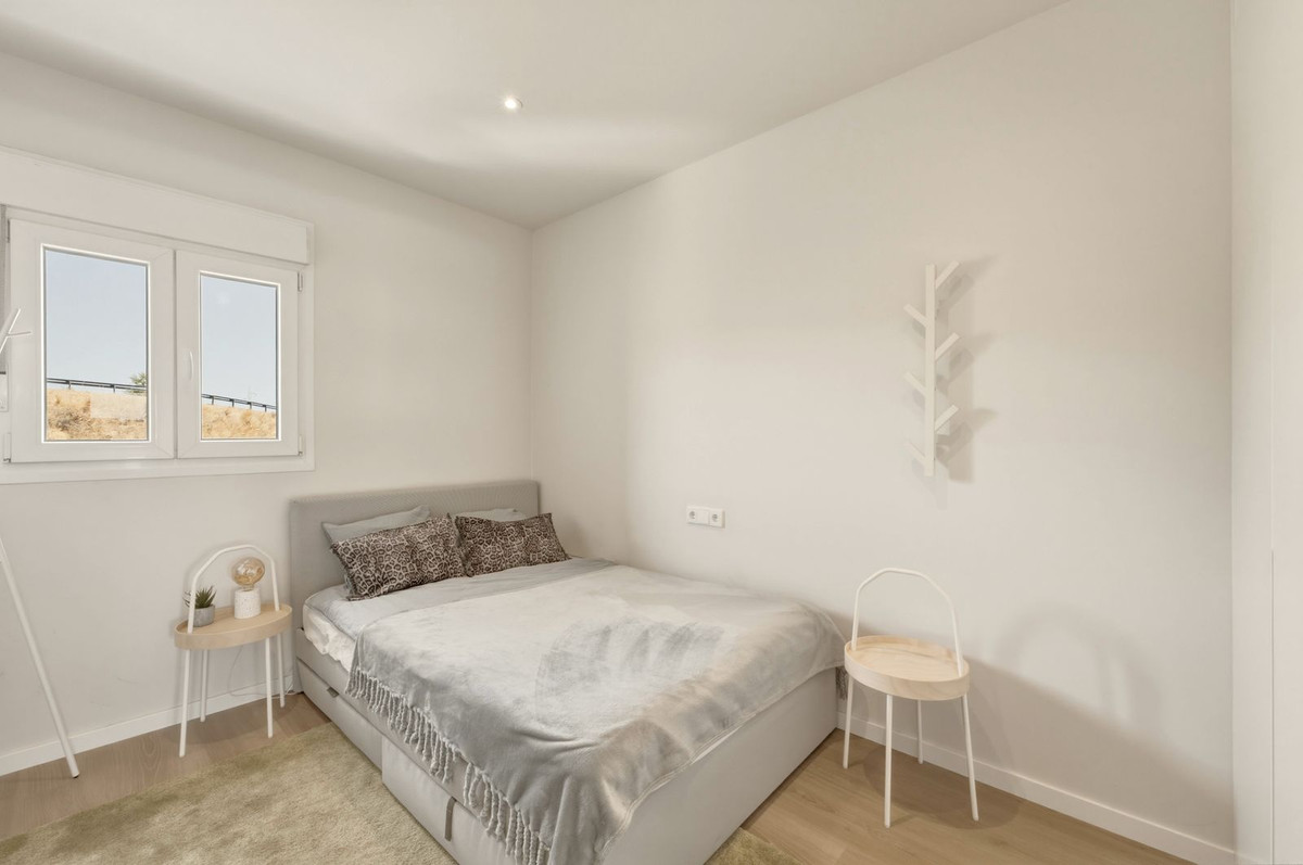 Penthouse te koop in Estepona | 4 slaapkamers H5447593