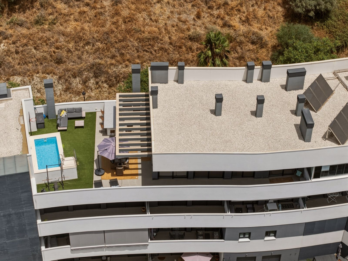 Penthouse te koop in Estepona | 4 slaapkamers H5447593