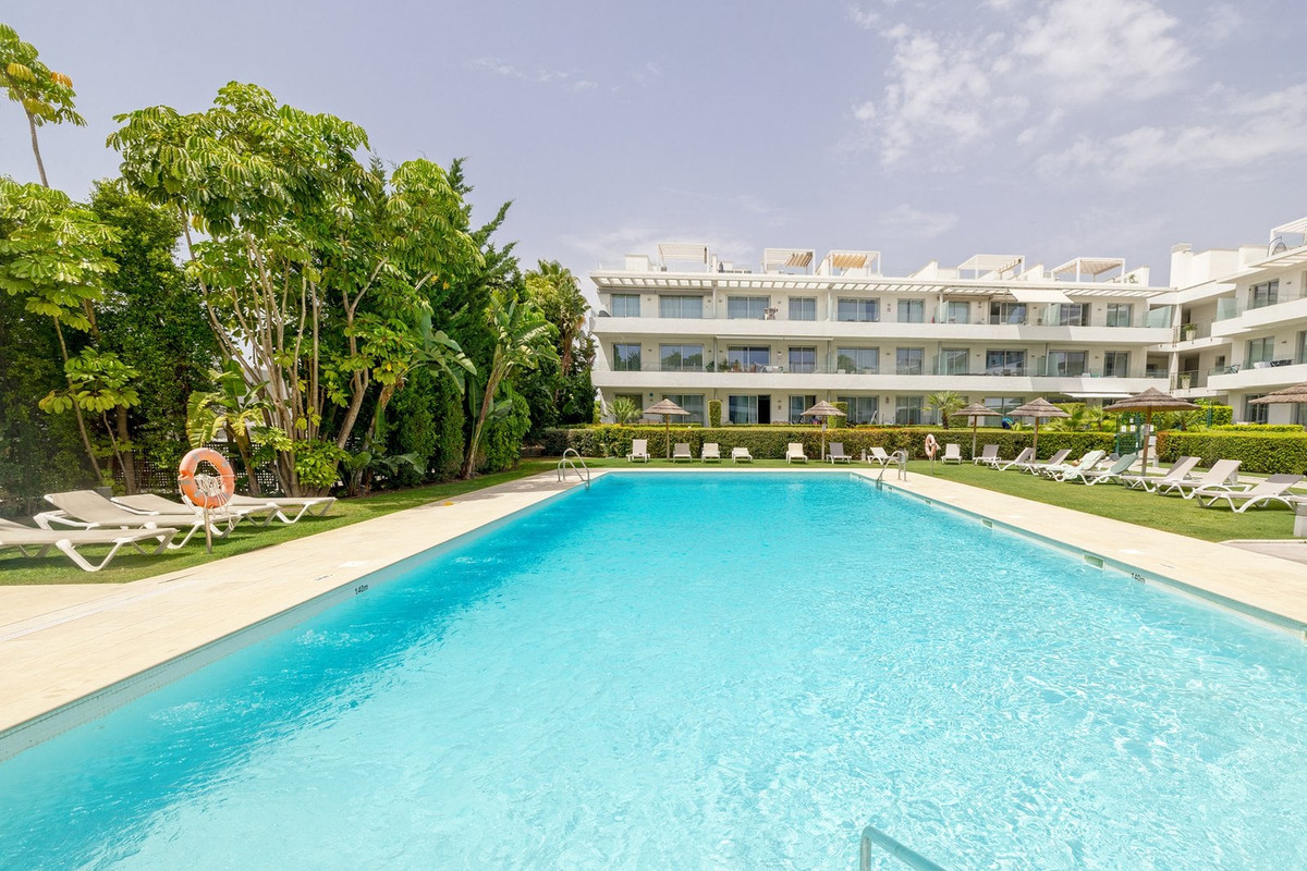 Appartement te koop in Estepona | 3 slaapkamers H5447716