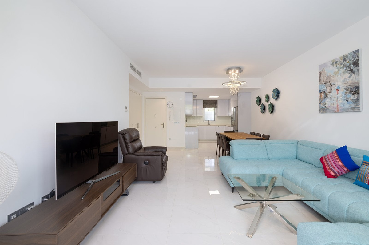 Appartement te koop in Estepona | 3 slaapkamers H5447716