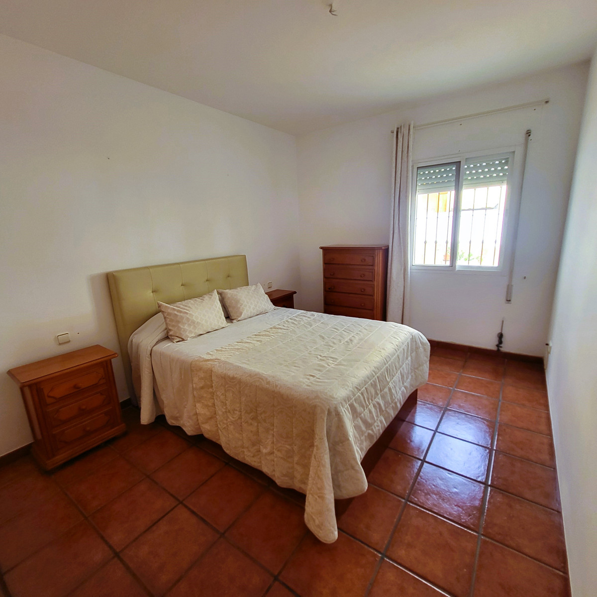 Appartement te koop in Estepona | 4 slaapkamers H5448673