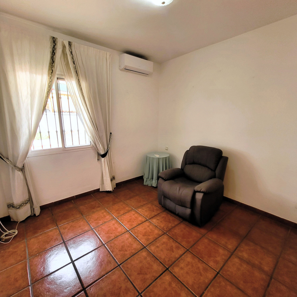 Appartement te koop in Estepona | 4 slaapkamers H5448673